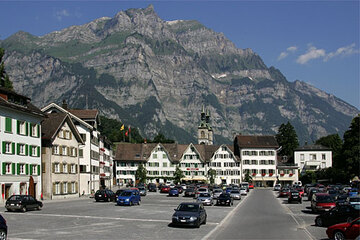 Glarus Staat - Landsgemeindeplatz in Glarus