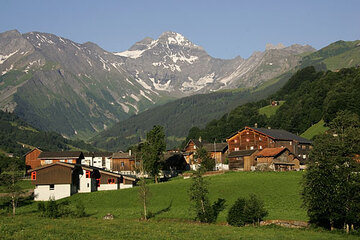 Glarus Wandern - Elm mit Hausstock