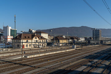 Jura Wirtschaft - Bahnhof in Delémont