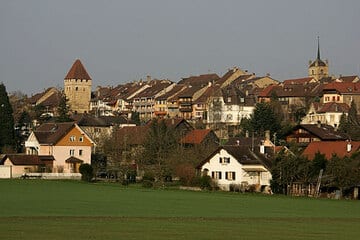 Waadt Staat - Tour de Benneville & Eglise Sainte Madeleine in Avenches